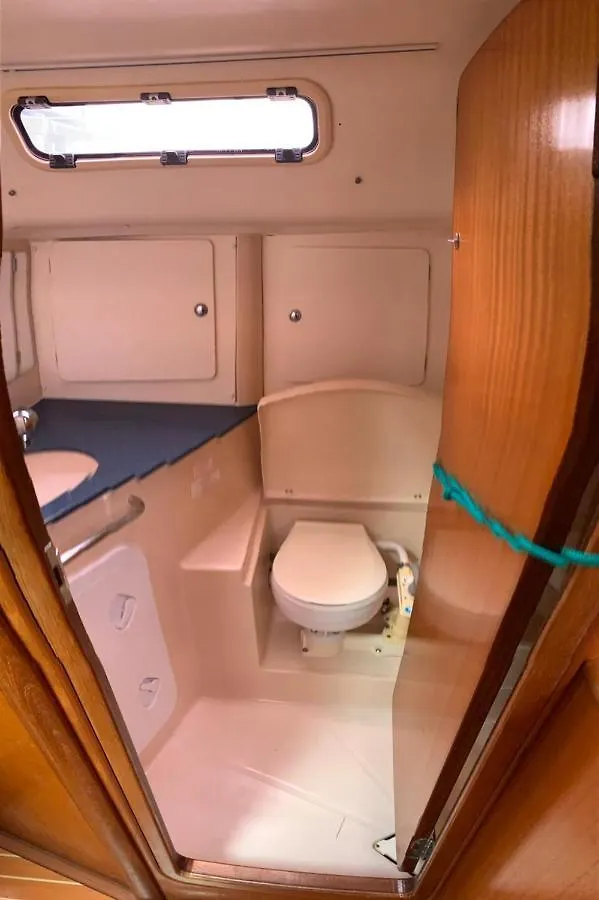 Barca A Vela 14Mt Stanza E Bagno Privato Botel